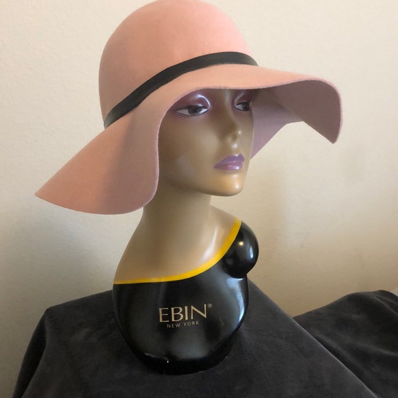 FOREVER 21 Floppy Wool Hat 💕 - Picture 2 of 2